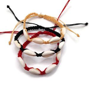 Bracelet Set Woven in Macrame Thread and Sea Shell